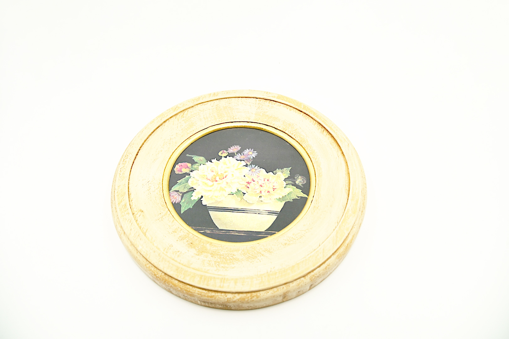 oggetti per l'arredo della casa a Roma, oggetti per l'arredo del tuo ufficio, oggetti per l'arredo della tua barca, quadri, oggetti da parete, orologi da muro, orologi da tavolo, uova di struzzo a Roma, uova di struzzoOggetti eleganti, stravaganti e classici per arredare la tua casa, il tuo studio, il tuo negozio, la tua barca: qualsiasi luogo che ami.