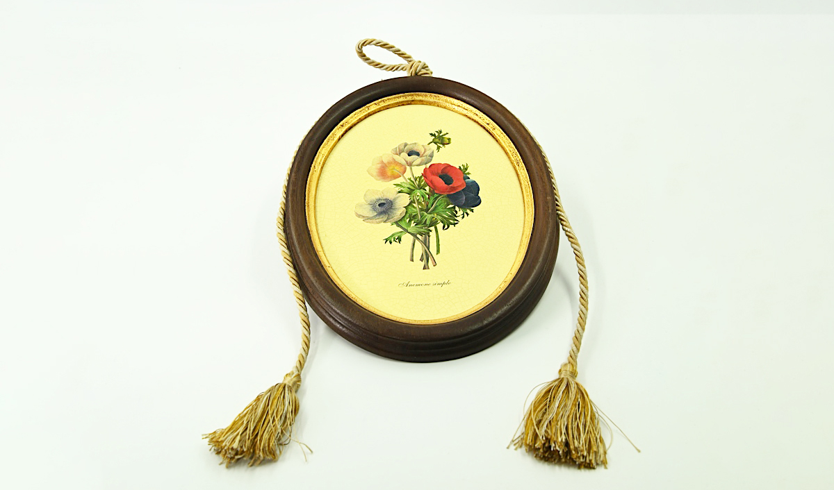 oggetti per l'arredo della casa a Roma, oggetti per l'arredo del tuo ufficio, oggetti per l'arredo della tua barca, quadri, oggetti da parete, orologi da muro, orologi da tavolo, uova di struzzo a Roma, uova di struzzoOggetti eleganti, stravaganti e classici per arredare la tua casa, il tuo studio, il tuo negozio, la tua barca: qualsiasi luogo che ami.