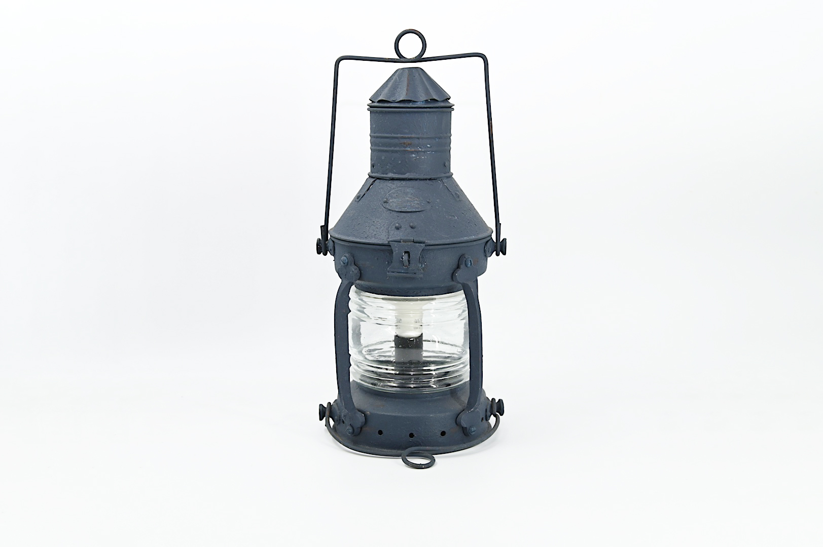 oggetti per l'arredo della casa a Roma, oggetti per l'arredo del tuo ufficio, oggetti per l'arredo della tua barca, quadri, oggetti da parete, orologi da muro, orologi da tavolo, uova di struzzo a Roma, uova di struzzoOggetti eleganti, stravaganti e classici per arredare la tua casa, il tuo studio, il tuo negozio, la tua barca: qualsiasi luogo che ami.