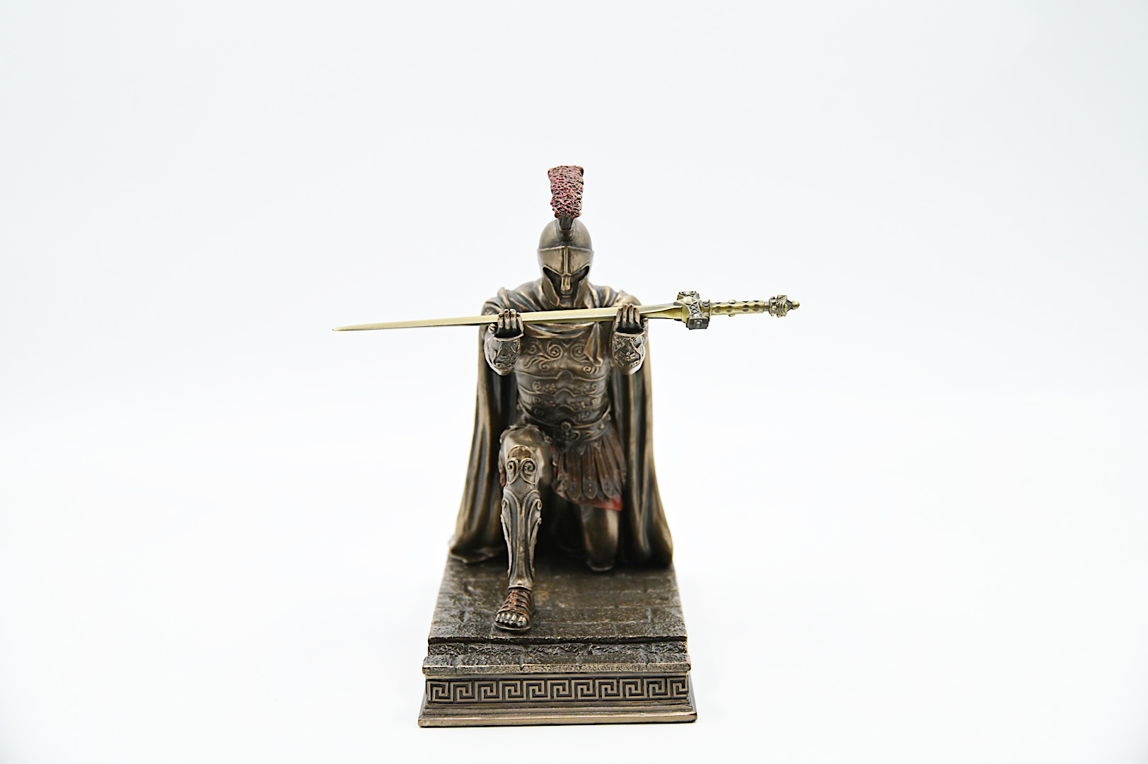 oggetti per l'arredo della casa a Roma, oggetti per l'arredo del tuo ufficio, oggetti per l'arredo della tua barca, quadri, oggetti da parete, orologi da muro, orologi da tavolo, uova di struzzo a Roma, uova di struzzoOggetti eleganti, stravaganti e classici per arredare la tua casa, il tuo studio, il tuo negozio, la tua barca: qualsiasi luogo che ami.