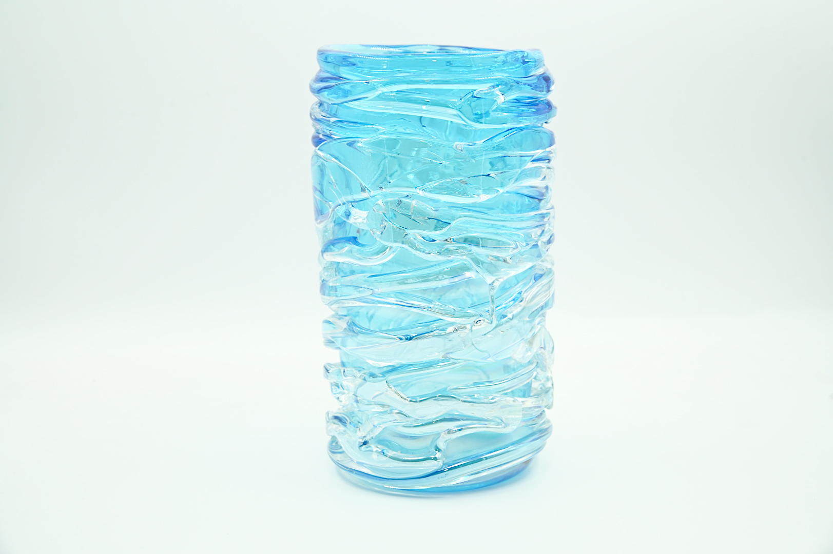 oggetti per l'arredo della casa a Roma, oggetti per l'arredo del tuo ufficio, oggetti per l'arredo della tua barca, quadri, oggetti da parete, orologi da muro, orologi da tavolo, uova di struzzo a Roma, uova di struzzoOggetti eleganti, stravaganti e classici per arredare la tua casa, il tuo studio, il tuo negozio, la tua barca: qualsiasi luogo che ami.