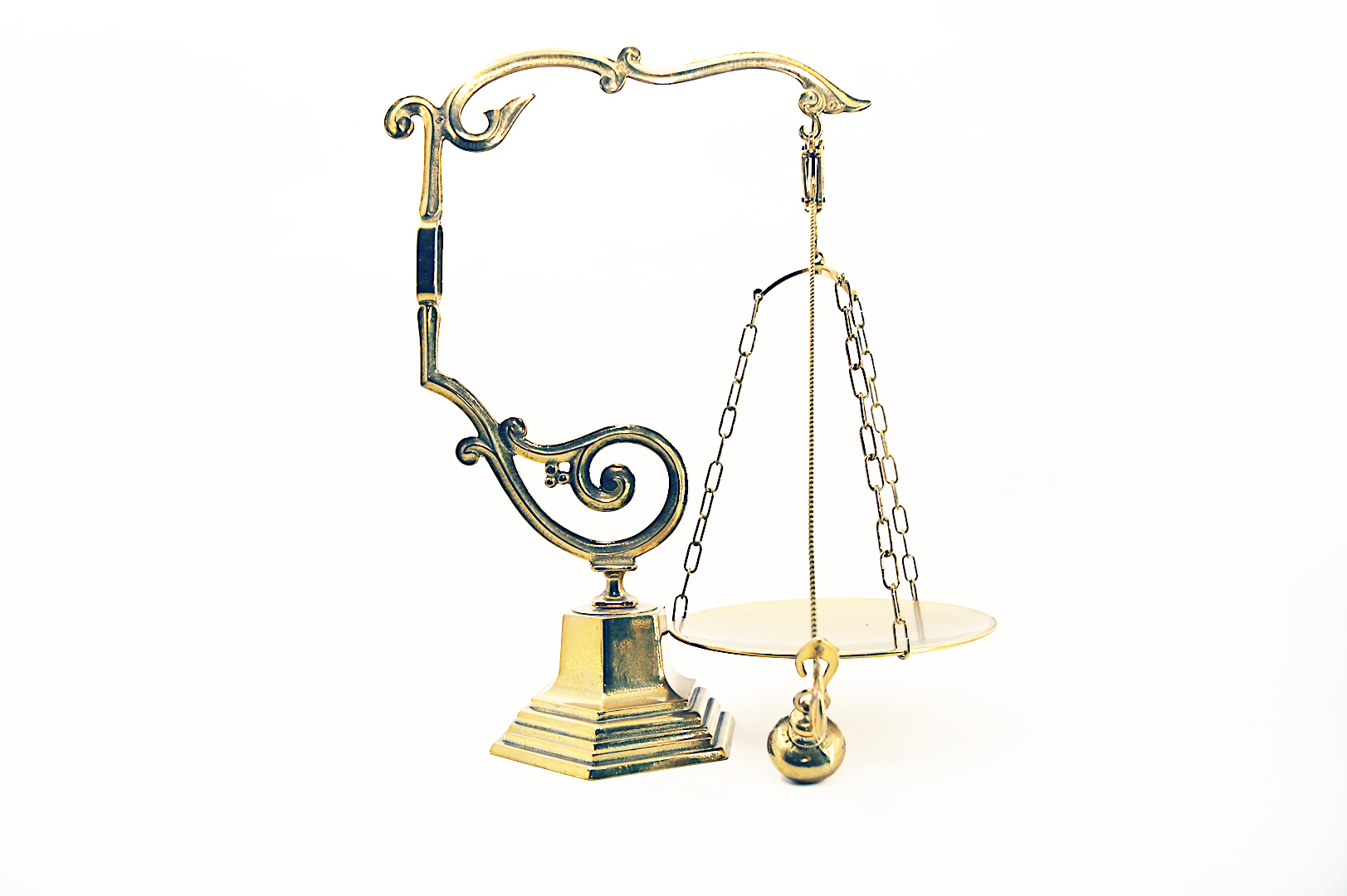 oggetti per l'arredo della casa a Roma, oggetti per l'arredo del tuo ufficio, oggetti per l'arredo della tua barca, quadri, oggetti da parete, orologi da muro, orologi da tavolo, uova di struzzo a Roma, uova di struzzoOggetti eleganti, stravaganti e classici per arredare la tua casa, il tuo studio, il tuo negozio, la tua barca: qualsiasi luogo che ami.