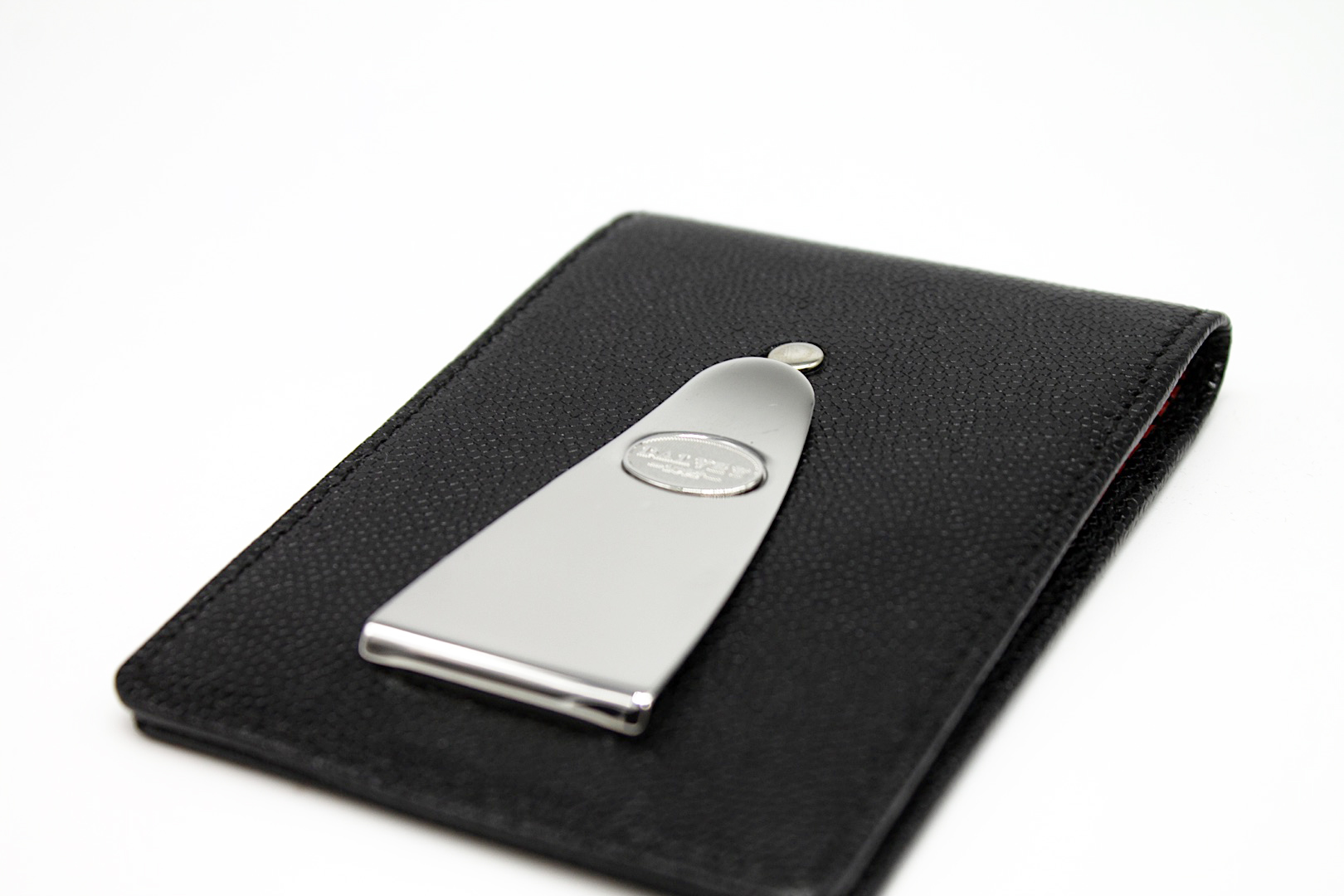 borse in pelle, agende in pelle, portafogli in pelle, cinte in pelle, portachiavi multipli, portafogli montblanc, oggetti di pelletteria RomaIl nostro reparto di oggetti in pelle presenta articoli dallo stile iconico e raffinato adatti per occasioni di ogni genere. 