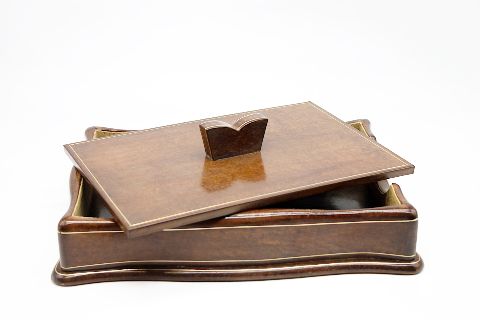 articoli da ufficio Roma, articoli per l'ufficio, agenda in pelle, porta lettere, porta penne da scrivania, tagliacarte, oggetti per l'ufficioOggetti per la personalizzazione del tuo ufficio. I migliori articoli di cartoleria e accessori per l'ufficio con gusto, classe ed eleganza.