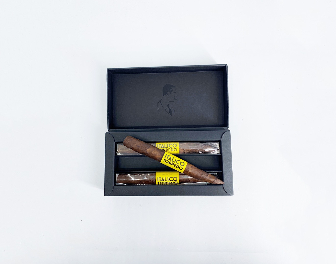 sigari cubani Roma, sigari caraibici Roma, dove acquistare sigari a Roma, appassionati di sigari, tagliasigari, humidor, portasigari, portatabacco, sigari tabacco kentucky, toscaniTutto ci&ograve; che c'&egrave; da sapere sul mondo dei sigari &egrave; a "Il Regalo Mattei". Tabacchi caraibici e kentucky per ogni tipologia di appassionato.