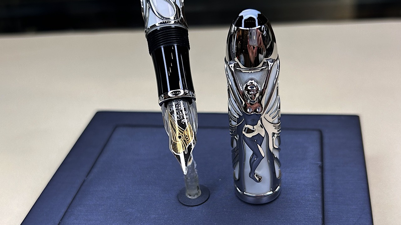 dove acquisto penne a Roma, riparazione accendini Roma, articoli da Regalo Roma Sud, articoli da ufficio, articoli da regalo di classe, dove posso acquistare a Roma accendini, riparazione penne, riparazione pipe Roma, regalo Roma, vendita articoli da regaloDal 1956 offriamo articoli da regalo dei migliori brand e di qualit&agrave;. Forniamo ai nostri clienti servizi di riparazione e manutenzione per accendini.