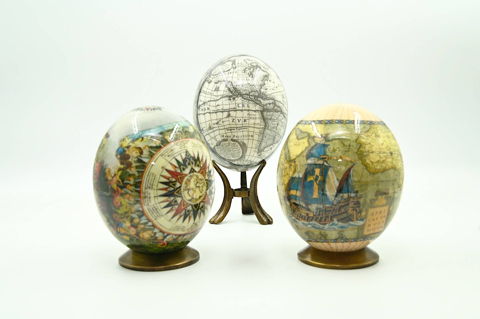 oggetti per l'arredo della casa a Roma, oggetti per l'arredo del tuo ufficio, oggetti per l'arredo della tua barca, quadri, oggetti da parete, orologi da muro, orologi da tavolo, uova di struzzo a Roma, uova di struzzoOggetti eleganti, stravaganti e classici per arredare la tua casa, il tuo studio, il tuo negozio, la tua barca: qualsiasi luogo che ami. oggetti per l'arredo della casa a Roma, oggetti per l'arredo del tuo ufficio, oggetti per l'arredo della tua barca, quadri, oggetti da parete, orologi da muro, orologi da tavolo, uova di struzzo a Roma, uova di struzzoOggetti eleganti, stravaganti e classici per arredare la tua casa, il tuo studio, il tuo negozio, la tua barca: qualsiasi luogo che ami.